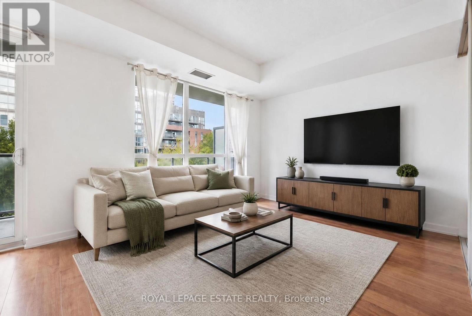 504 - 1 Cole Street, Toronto, Ontario  M5A 4M2 - Photo 2 - C13804838