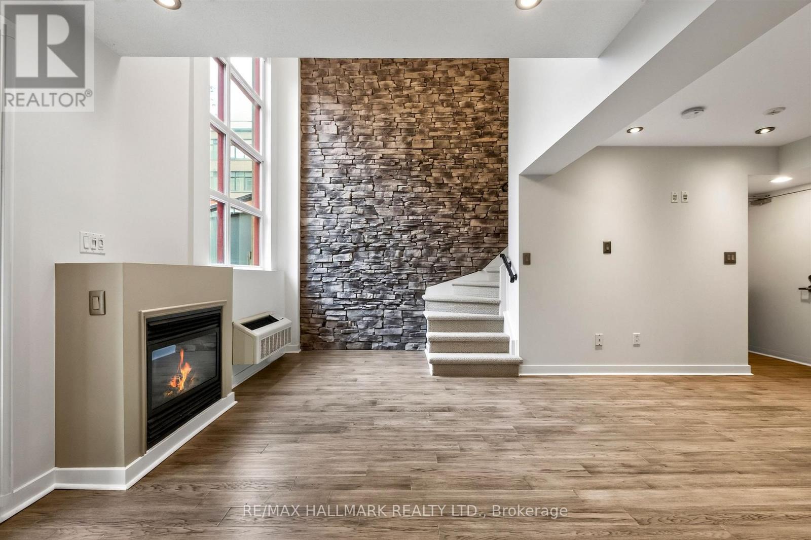 103 - 21 Earl Street, Toronto, Ontario  M4Y 3C8 - Photo 13 - C13804846