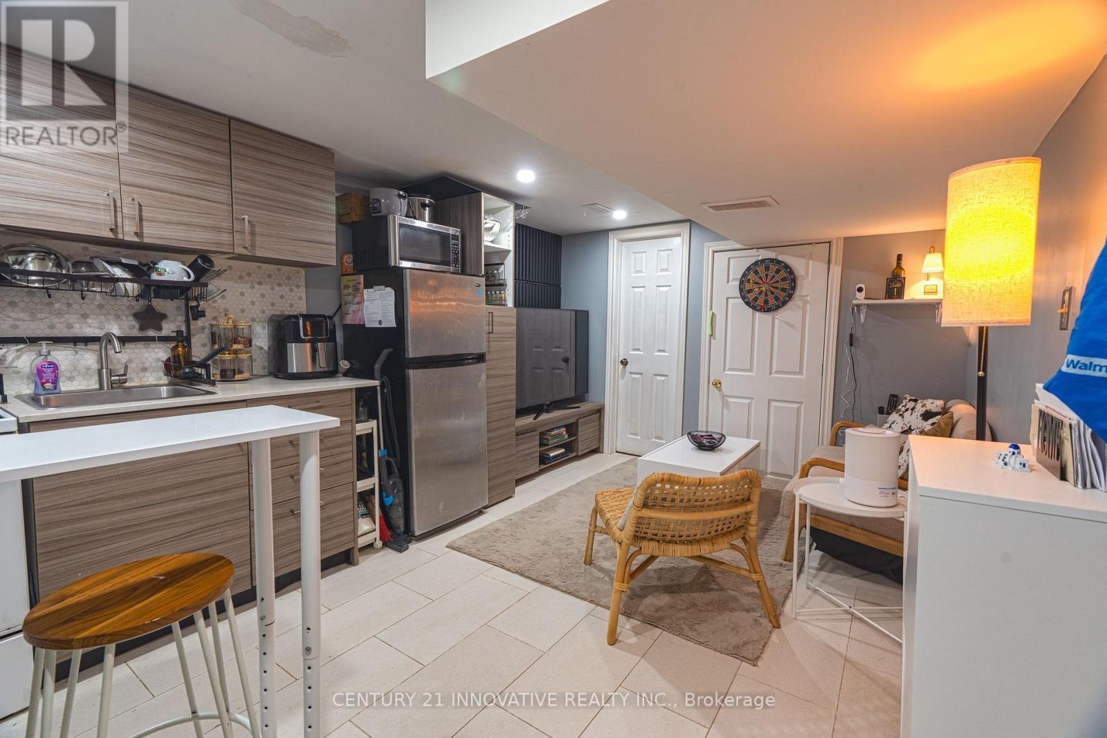 89 Thickson Road S, Whitby, Ontario  L1N 2C7 - Photo 14 - E13804712