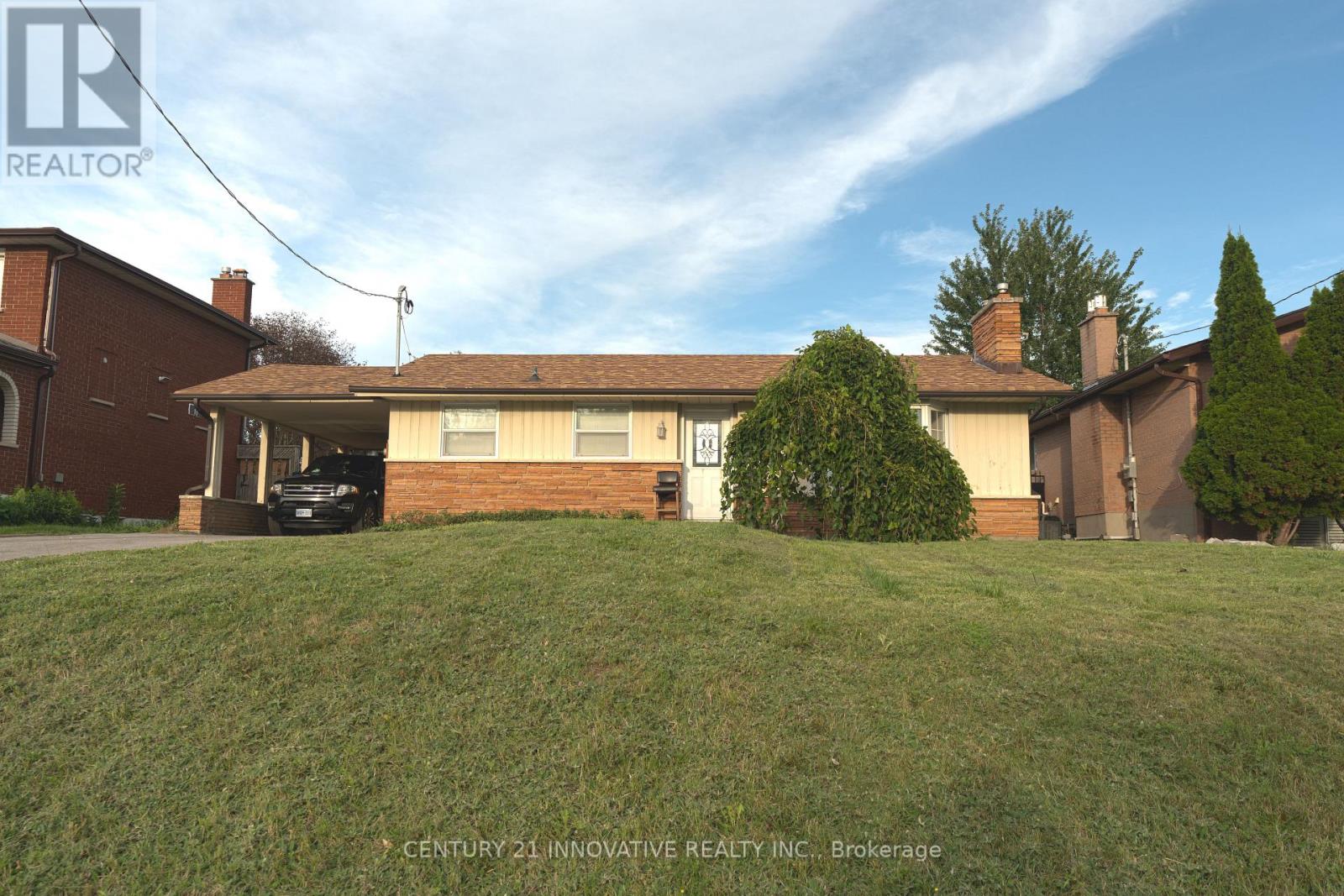 89 Thickson Road S, Whitby, Ontario  L1N 2C7 - Photo 2 - E13804712