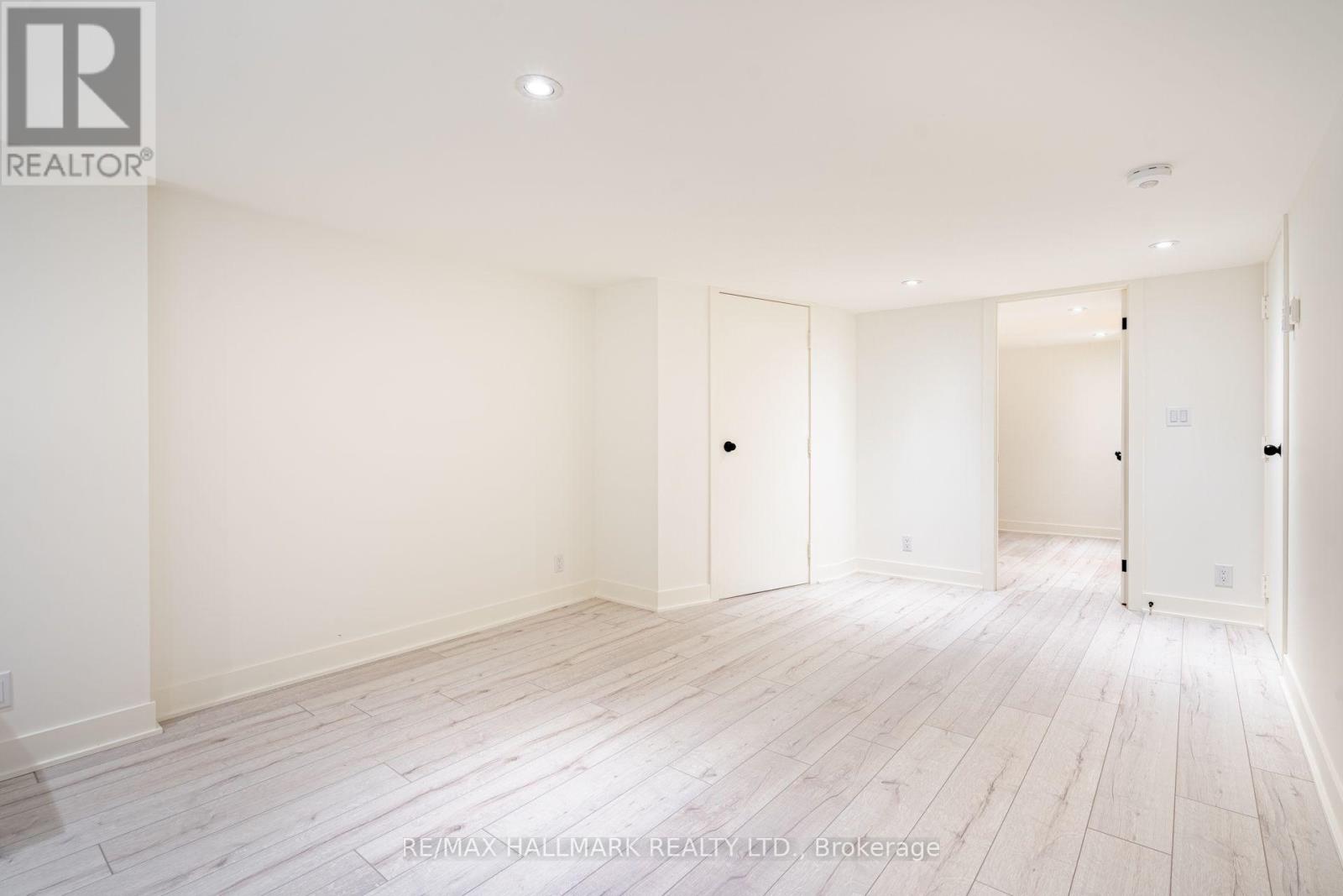 Lower - 138 Milverton Boulevard, Toronto, Ontario  M4J 1V1 - Photo 9 - E13804714
