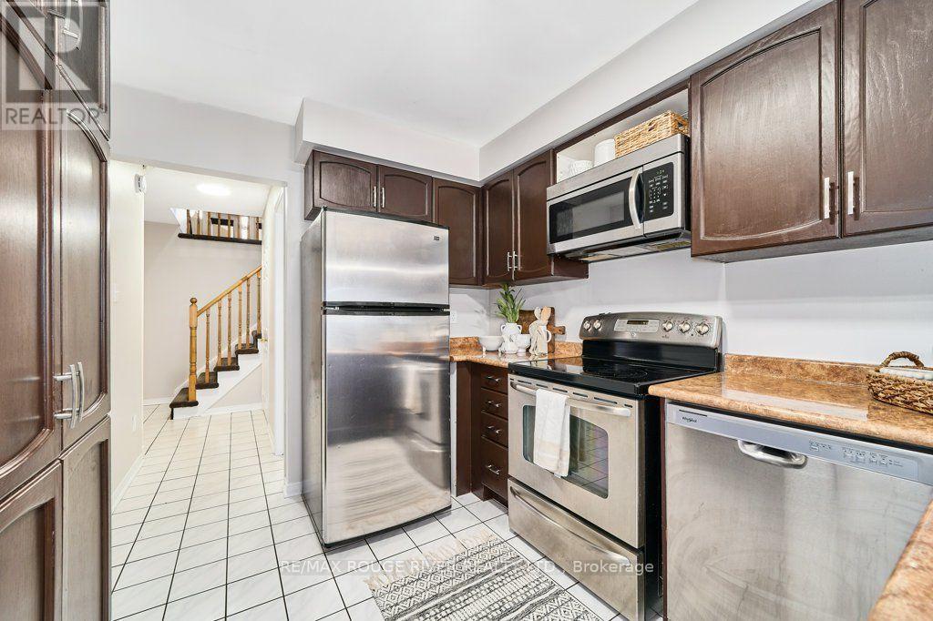 102 Timber Mill Avenue, Whitby, Ontario  L1R 2H4 - Photo 7 - E13804744