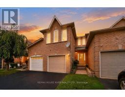 102 TIMBER MILL AVENUE, Whitby, Ontario