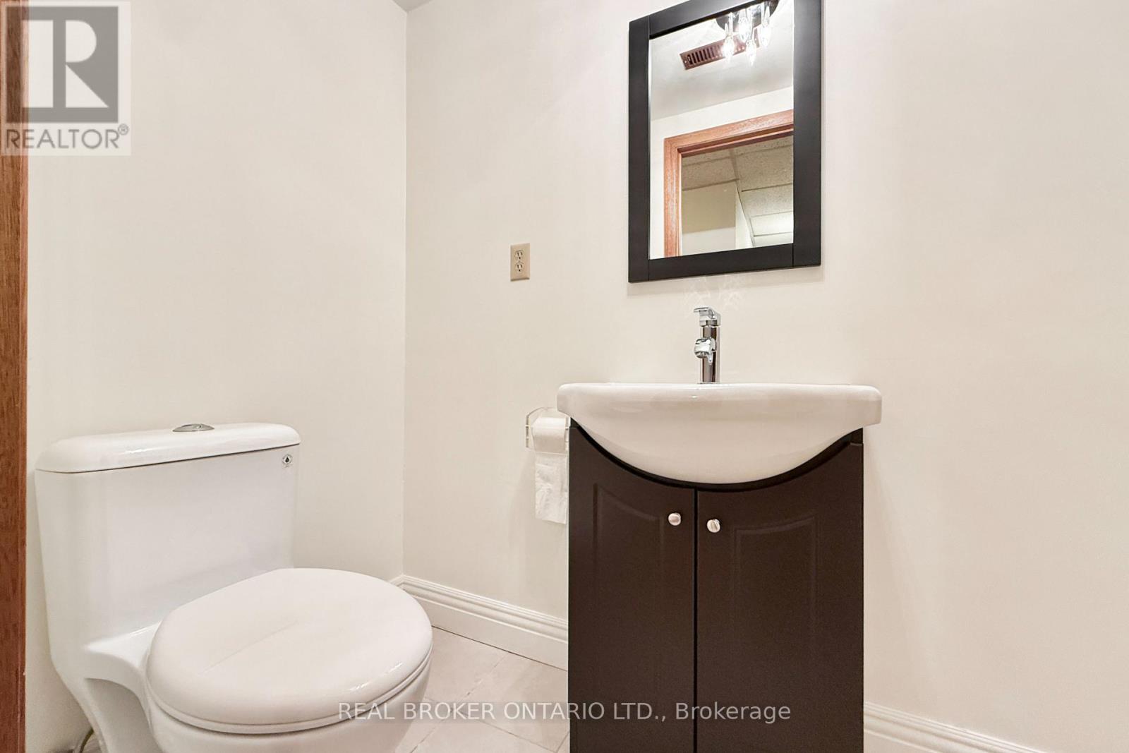 89 Bushmills Square, Toronto, Ontario  M1V 1K5 - Photo 30 - E13804802