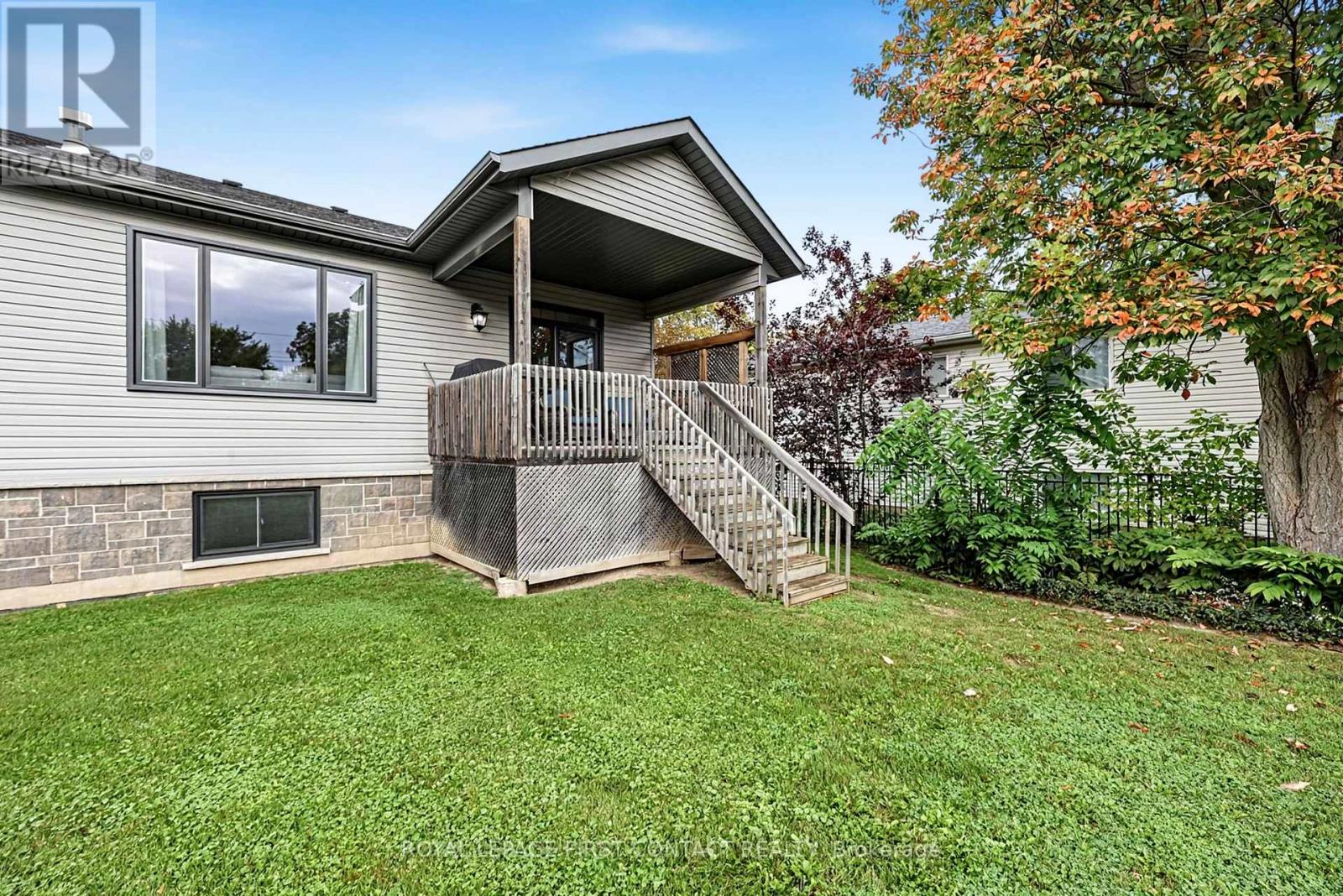 981 Ewart Street, Innisfil, Ontario  L4G 9G3 - Photo 28 - N13804818