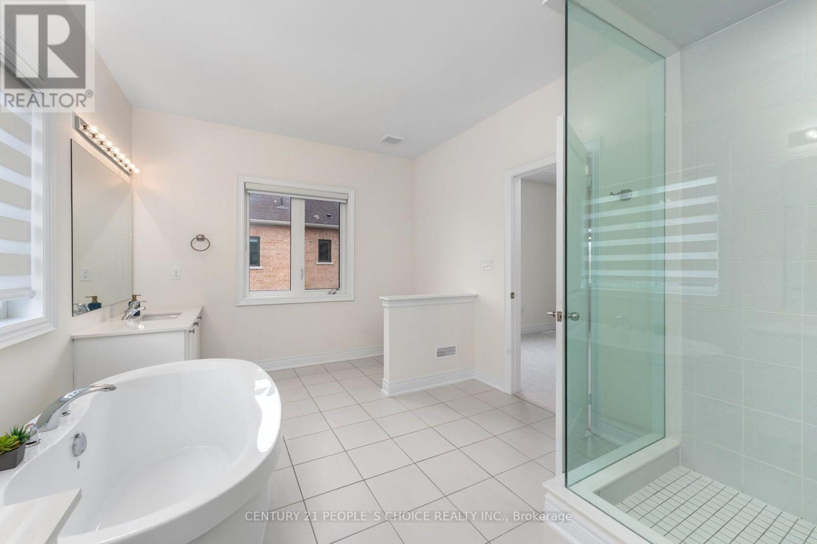 Upper - 64 Coldwell Bay Circle, Vaughan, Ontario  L4H 5E9 - Photo 19 - N13804824