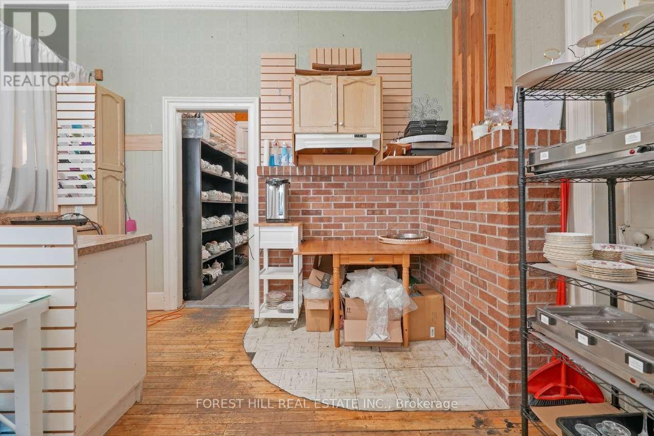 Main Floor - 2449 Highway 11 N, Oro-Medonte, Ontario L0L 2E0 - Photo 11 - S13804728
