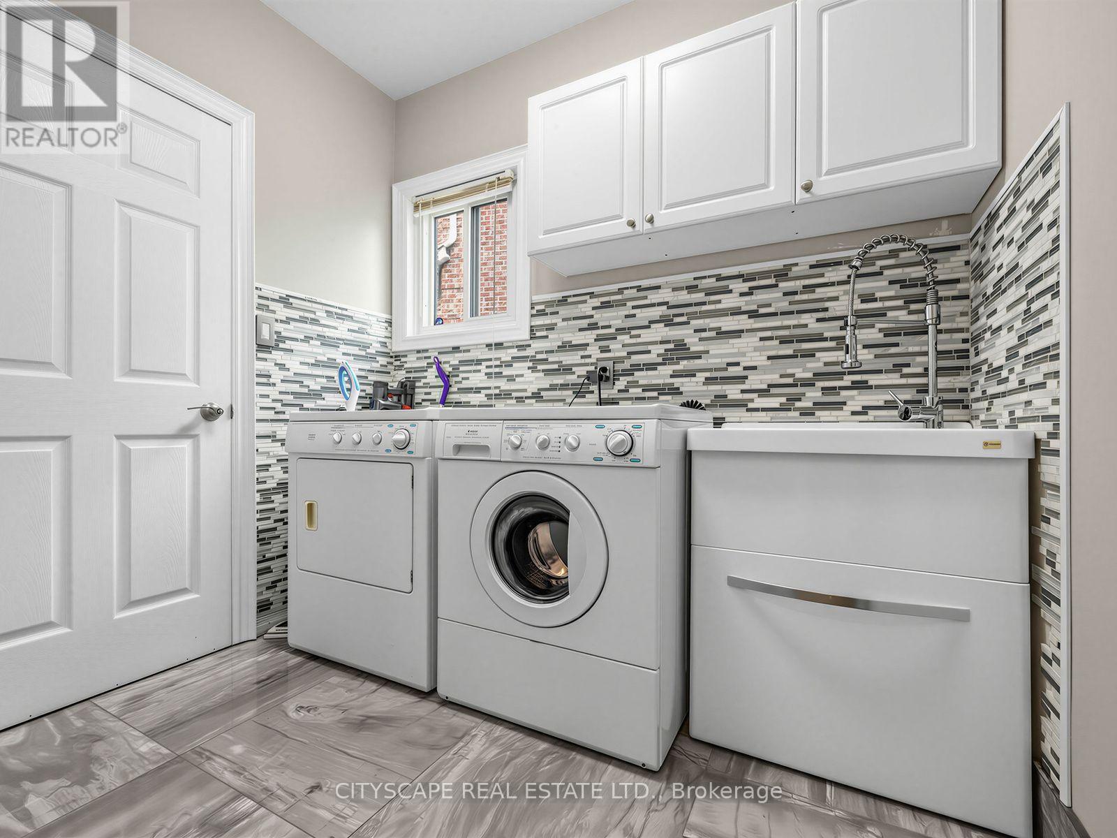 5610 Cortina Crescent, Mississauga, Ontario  L4Z 3R3 - Photo 14 - W13804532