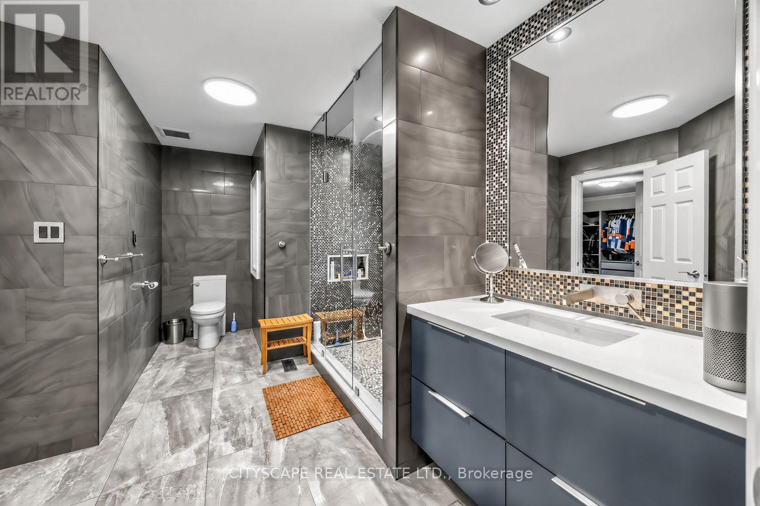 5610 Cortina Crescent, Mississauga, Ontario  L4Z 3R3 - Photo 28 - W13804532