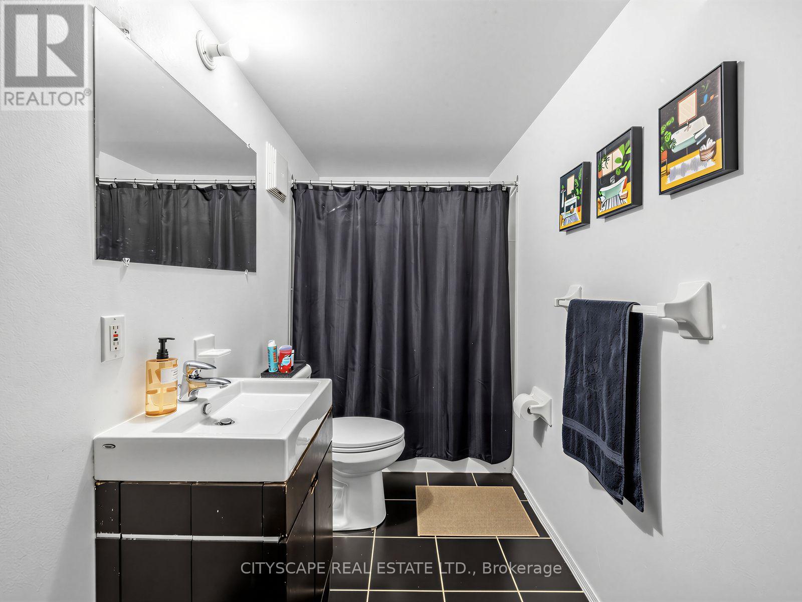 5610 Cortina Crescent, Mississauga, Ontario  L4Z 3R3 - Photo 36 - W13804532