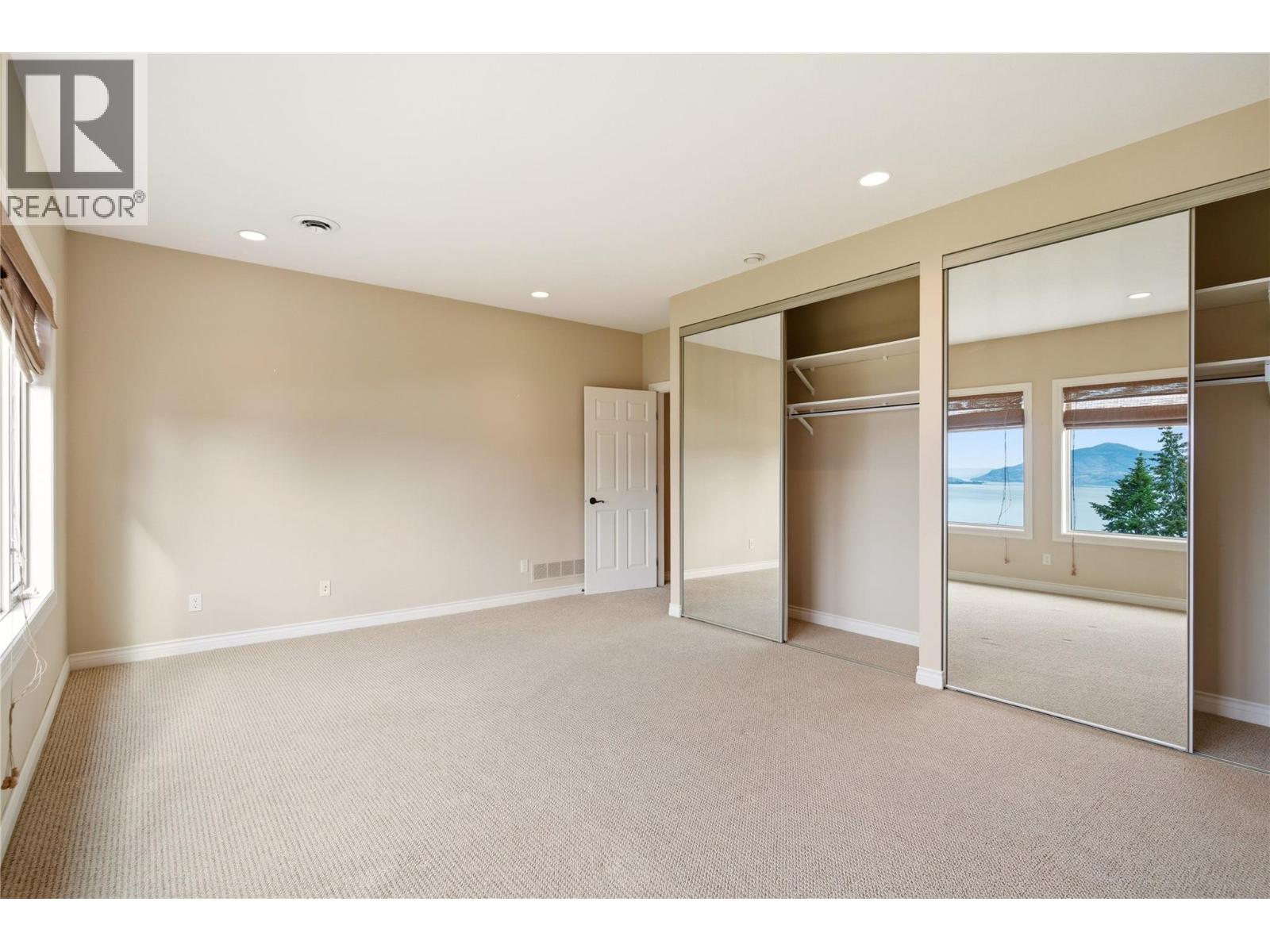 448 Viewcrest Road Kelowna Photo 38 448 Viewcrest Road Kelowna Photo 38