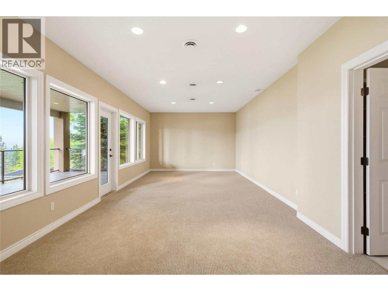 448 Viewcrest Road Kelowna Photo 40 448 Viewcrest Road Kelowna Photo 40