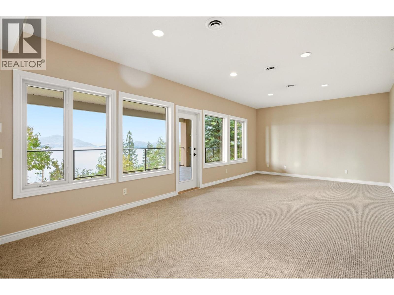 448 Viewcrest Road Kelowna Photo 41 448 Viewcrest Road Kelowna Photo 41