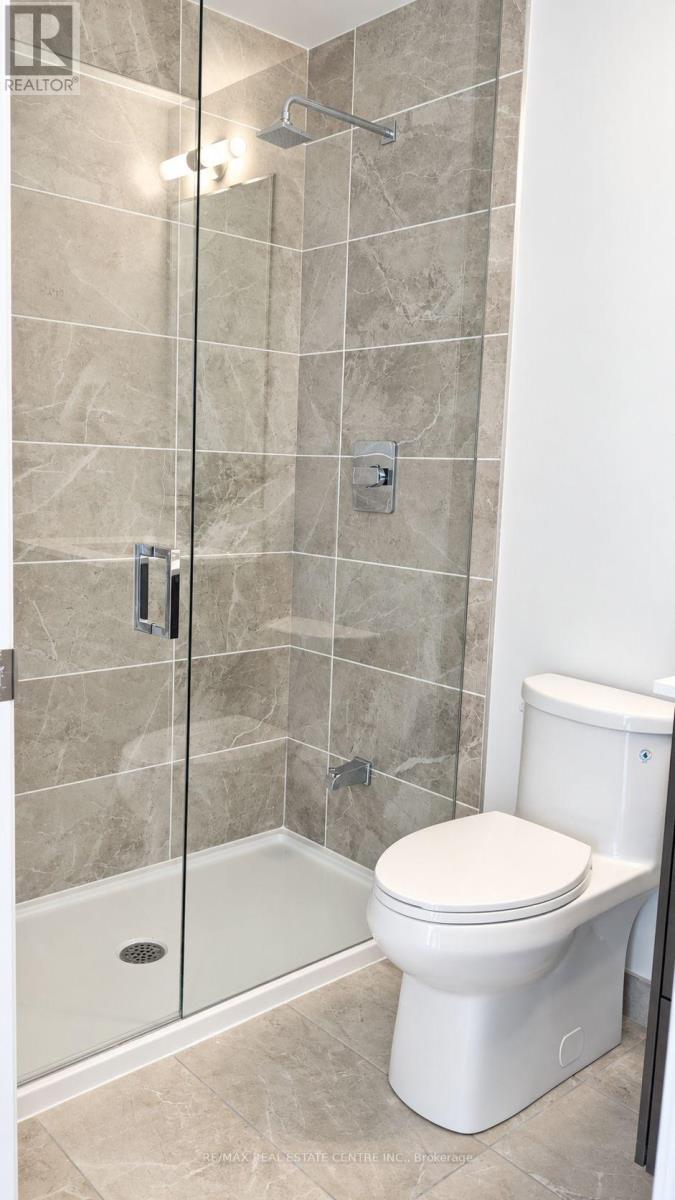 1001 - 30 Elm Drive W, Mississauga, Ontario  L5B 1L9 - Photo 7 - W13804718
