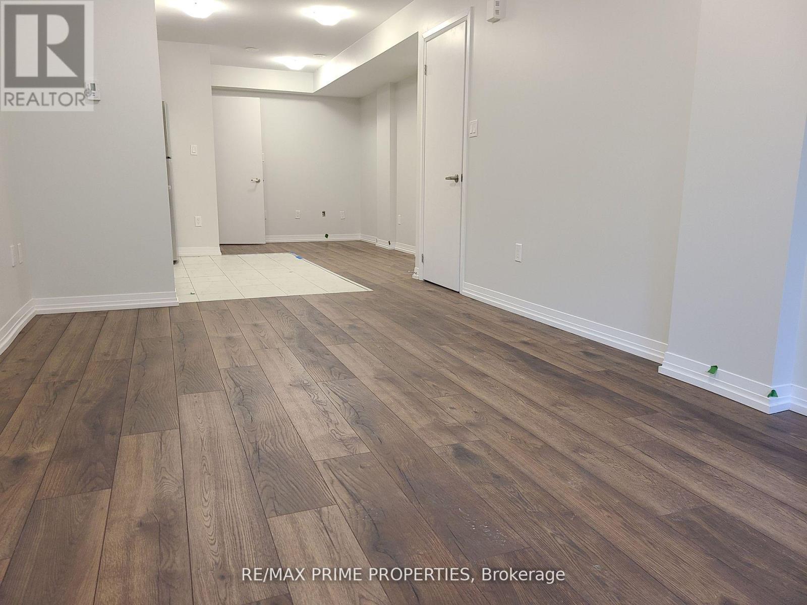 119 - 1145 Journeyman Lane, Mississauga, Ontario L5J 0B5 - Photo 3 - W13804814