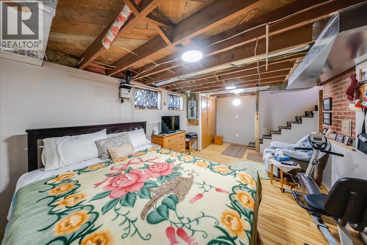 160 Oxford Road, Warfield, British Columbia  V1R 2T3 - Photo 37 - 10401085