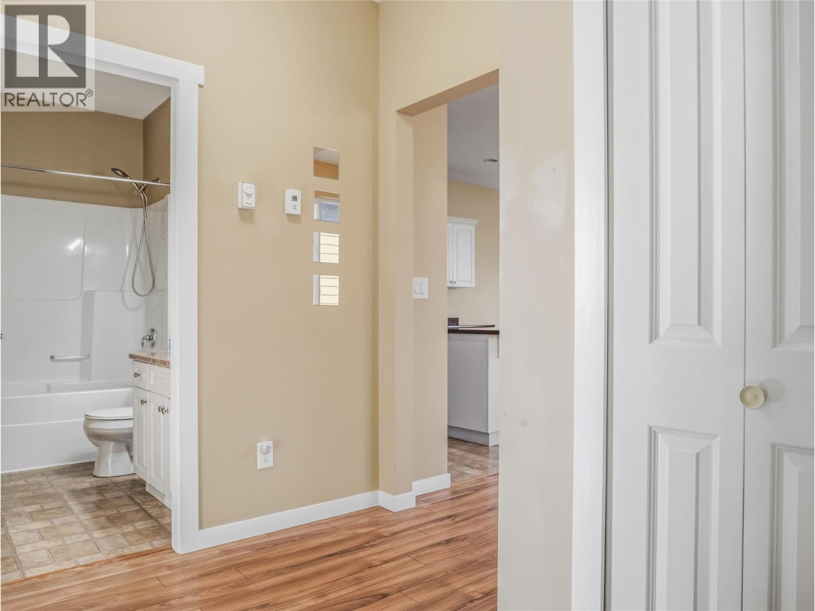 1712/1714 84 Avenue, Dawson Creek, British Columbia  V1G 0E1 - Photo 4 - 10401195