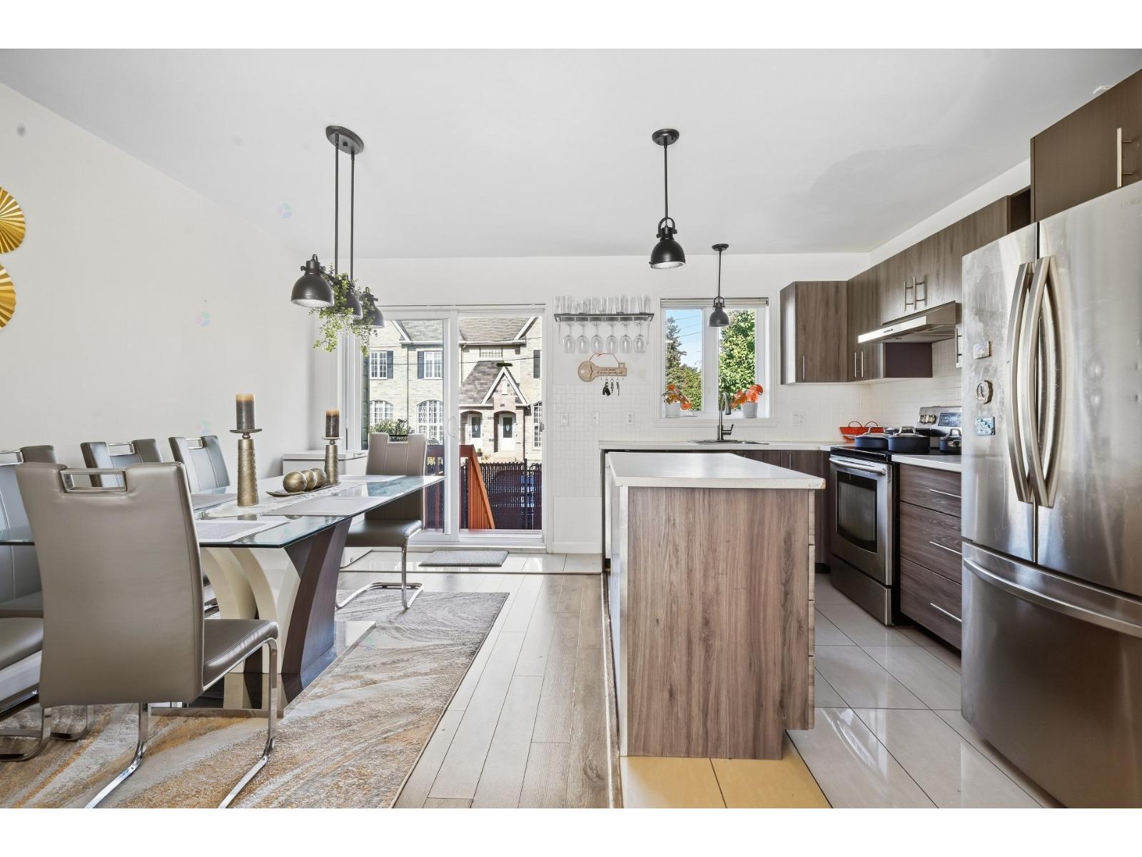 1111 Rue Notre-Dame|#103 Lavaltrie Quebec Canada J5T1R5 4