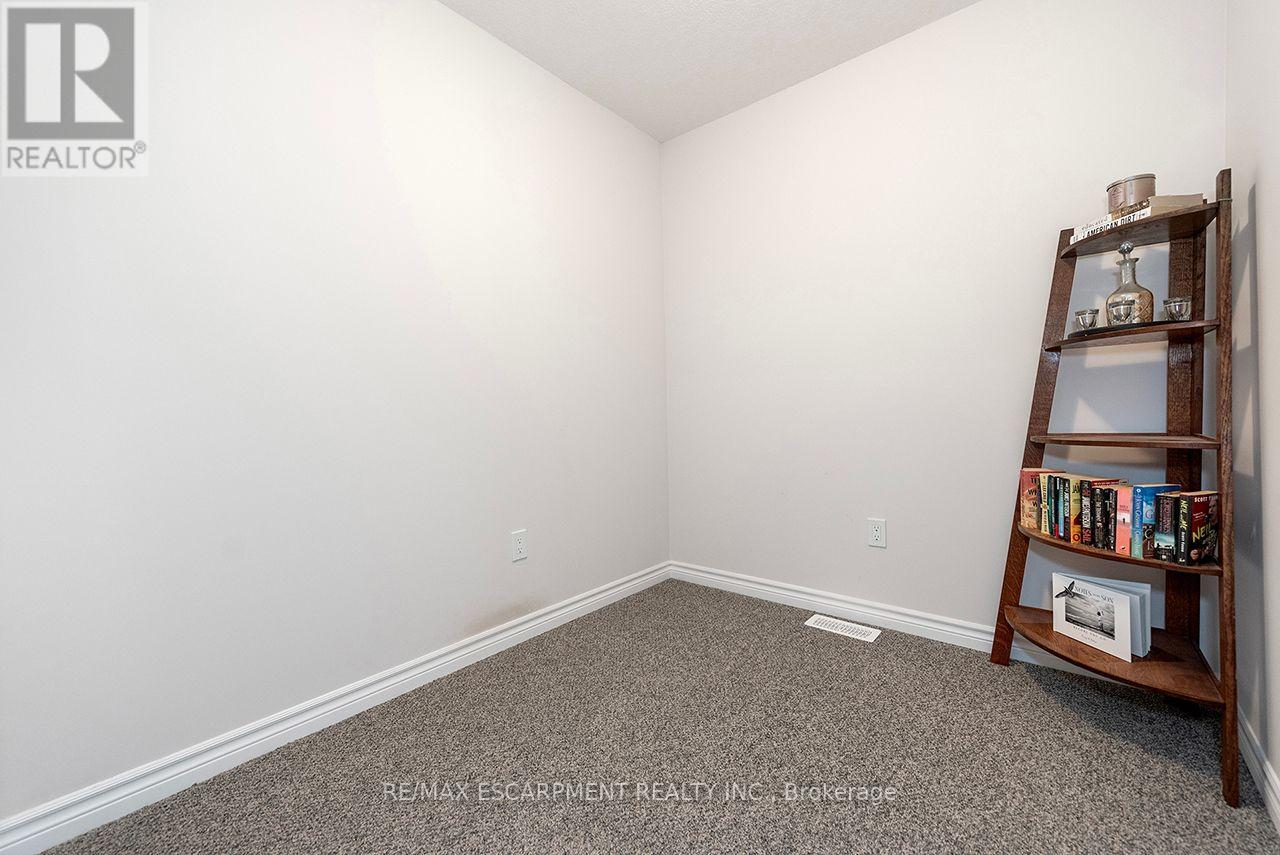 677 Park Road N, Brantford, Ontario  N3R 0C2 - Photo 35 - X13804830