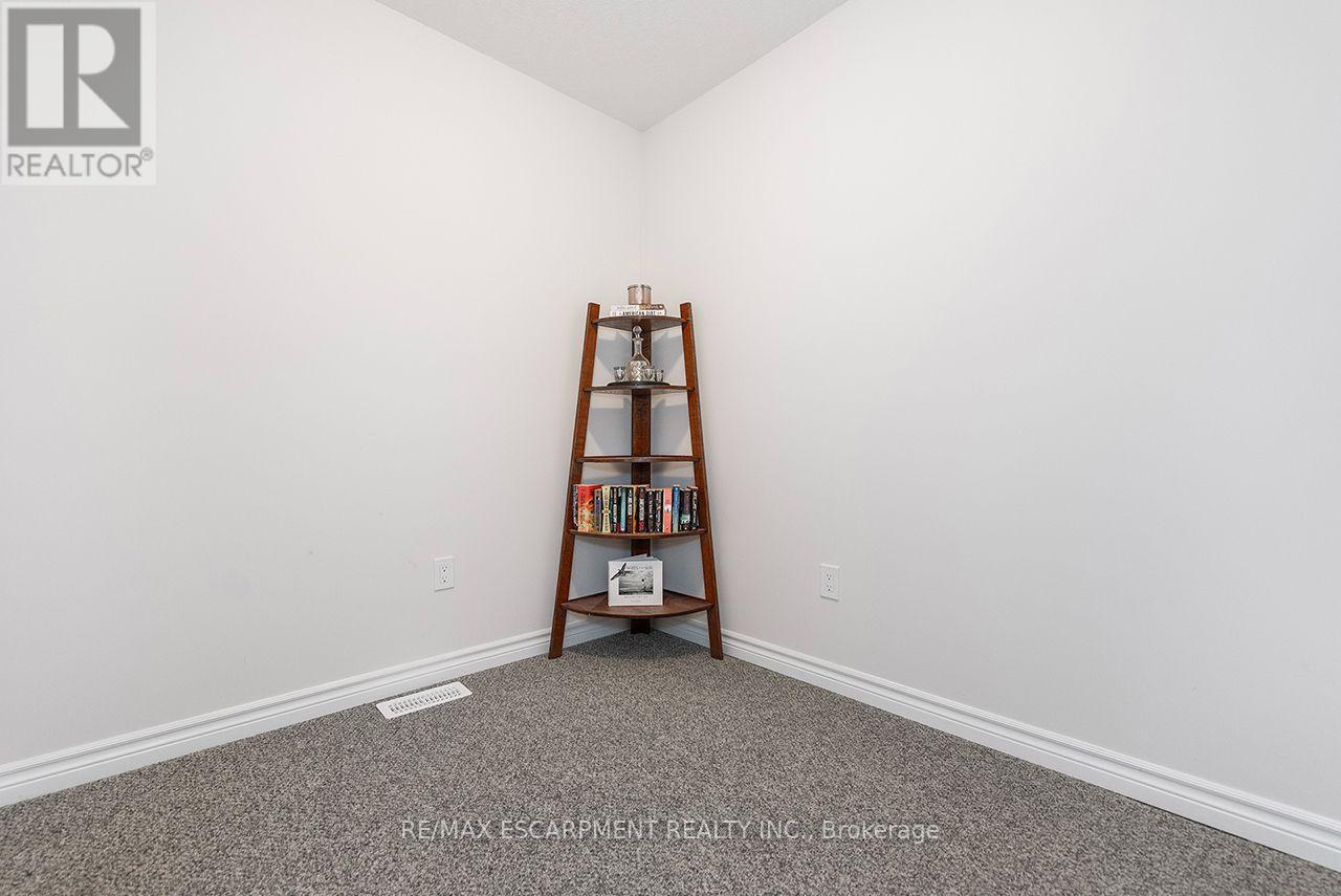 677 Park Road N, Brantford, Ontario  N3R 0C2 - Photo 36 - X13804830