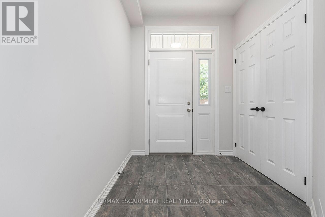 677 Park Road N, Brantford, Ontario  N3R 0C2 - Photo 5 - X13804830