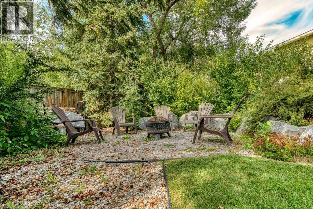 106 Dalgleish Bay NW photo 39