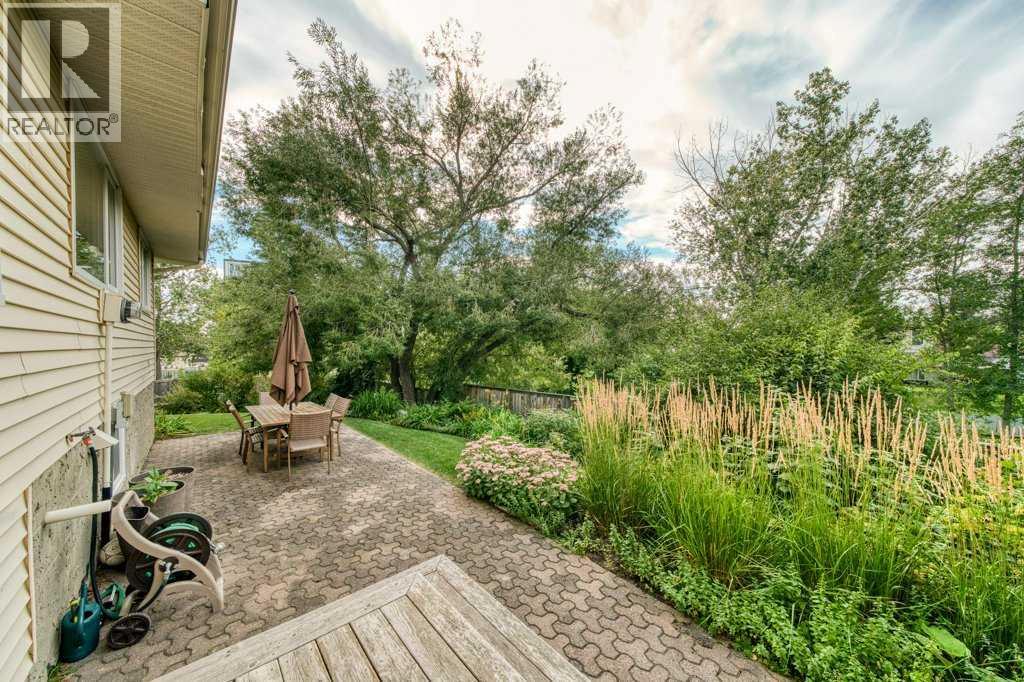 106 Dalgleish Bay NW photo 42