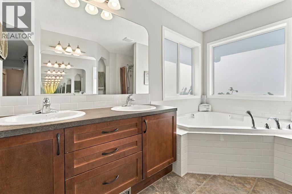 115 Morningside Point SW, Airdrie, Alberta  T4B 3M3 - Photo 24 - A2345939
