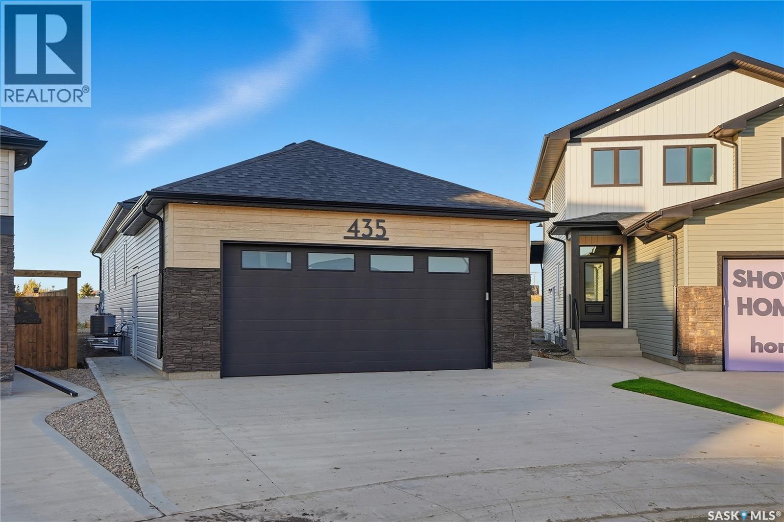 459 Traeger Close, Saskatoon, Saskatchewan  S7V 1W2 - Photo 1 - SK048922