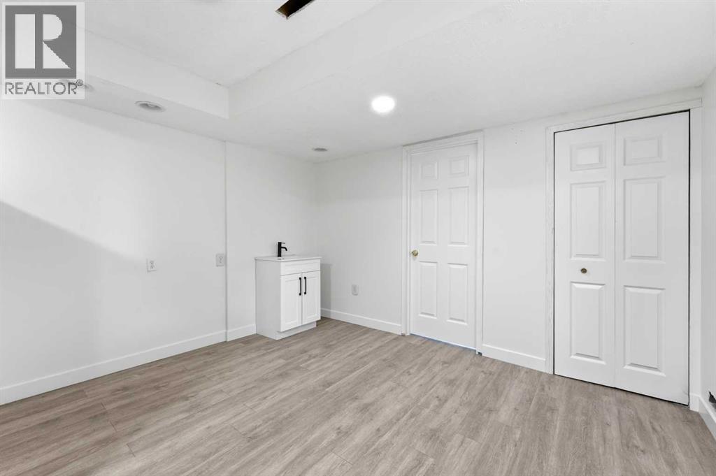 2, 2132 35 Avenue SW, Calgary, Alberta  T2T 2E3 - Photo 29 - A2346045
