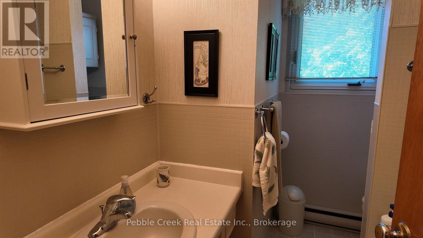 412 Ash Street, Huron-Kinloss, Ontario  N2Z 2X3 - Photo 12 - X13564390