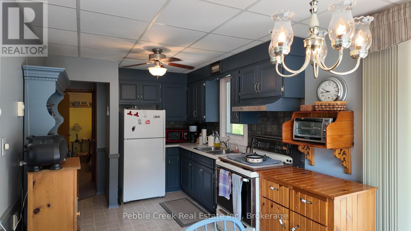 412 Ash Street, Huron-Kinloss, Ontario  N2Z 2X3 - Photo 7 - X13564390