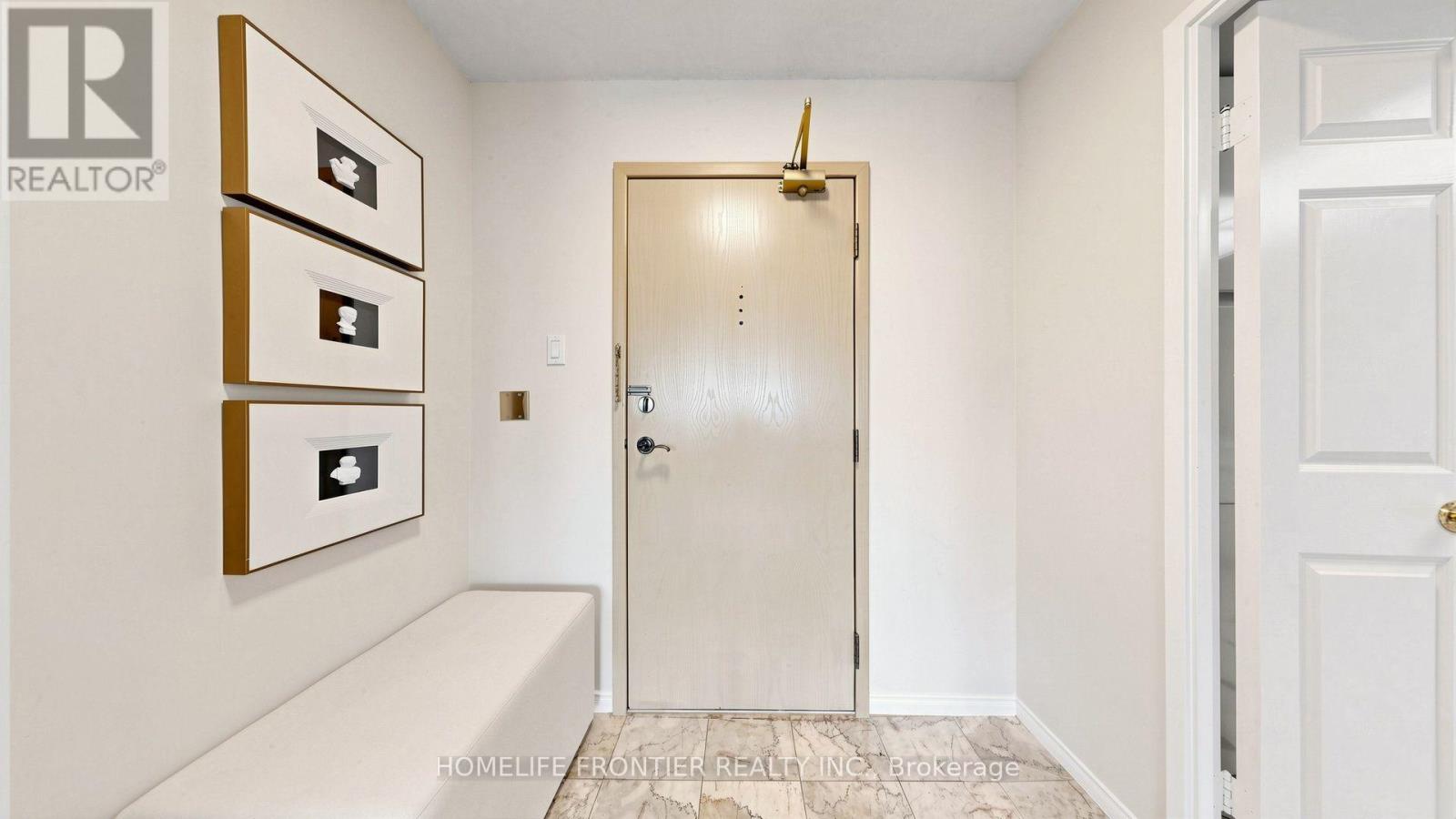 1016 - 7825 Bayview Avenue, Markham, Ontario  L3T 7N2 - Photo 3 - N13804892
