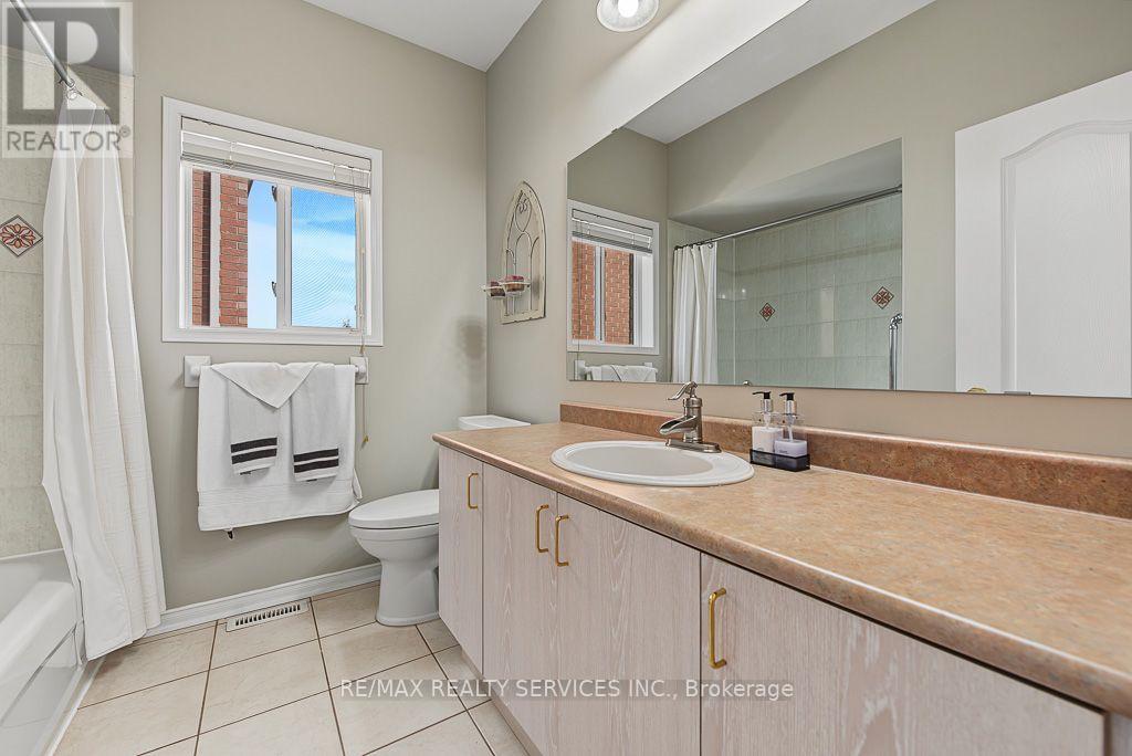 33 Woodvalley Drive, Brampton, Ontario  L7A 1Z4 - Photo 20 - W13804882