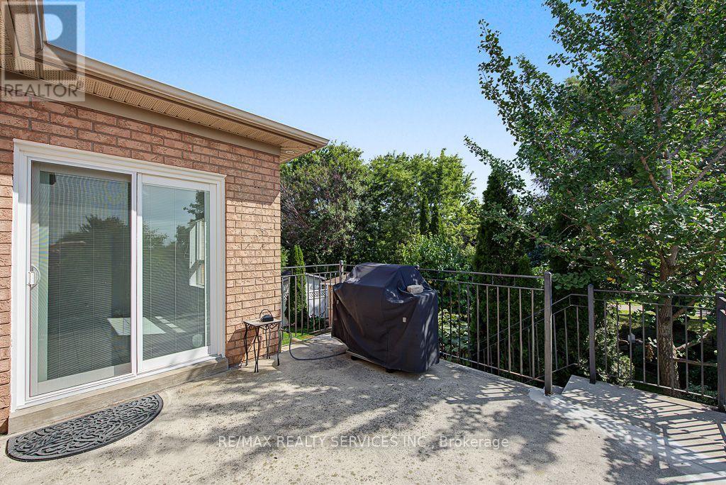 33 Woodvalley Drive, Brampton, Ontario  L7A 1Z4 - Photo 42 - W13804882