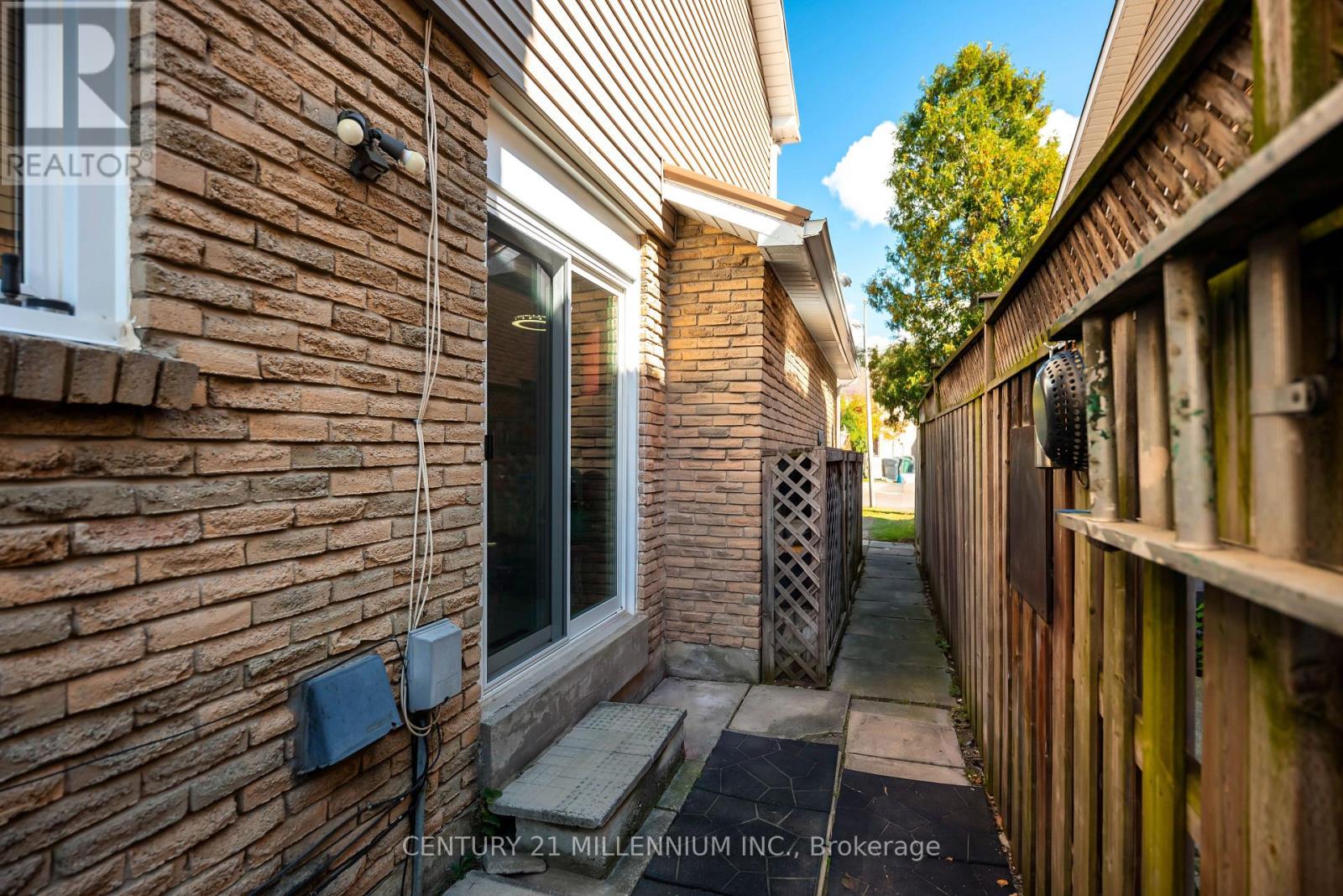 65 Primrose Crescent, Brampton, Ontario  L6Z 1E1 - Photo 28 - W13799594