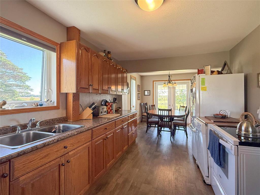 78151 39 N Road, Glenboro, Manitoba  R0K 0X0 - Photo 14 - 202623564