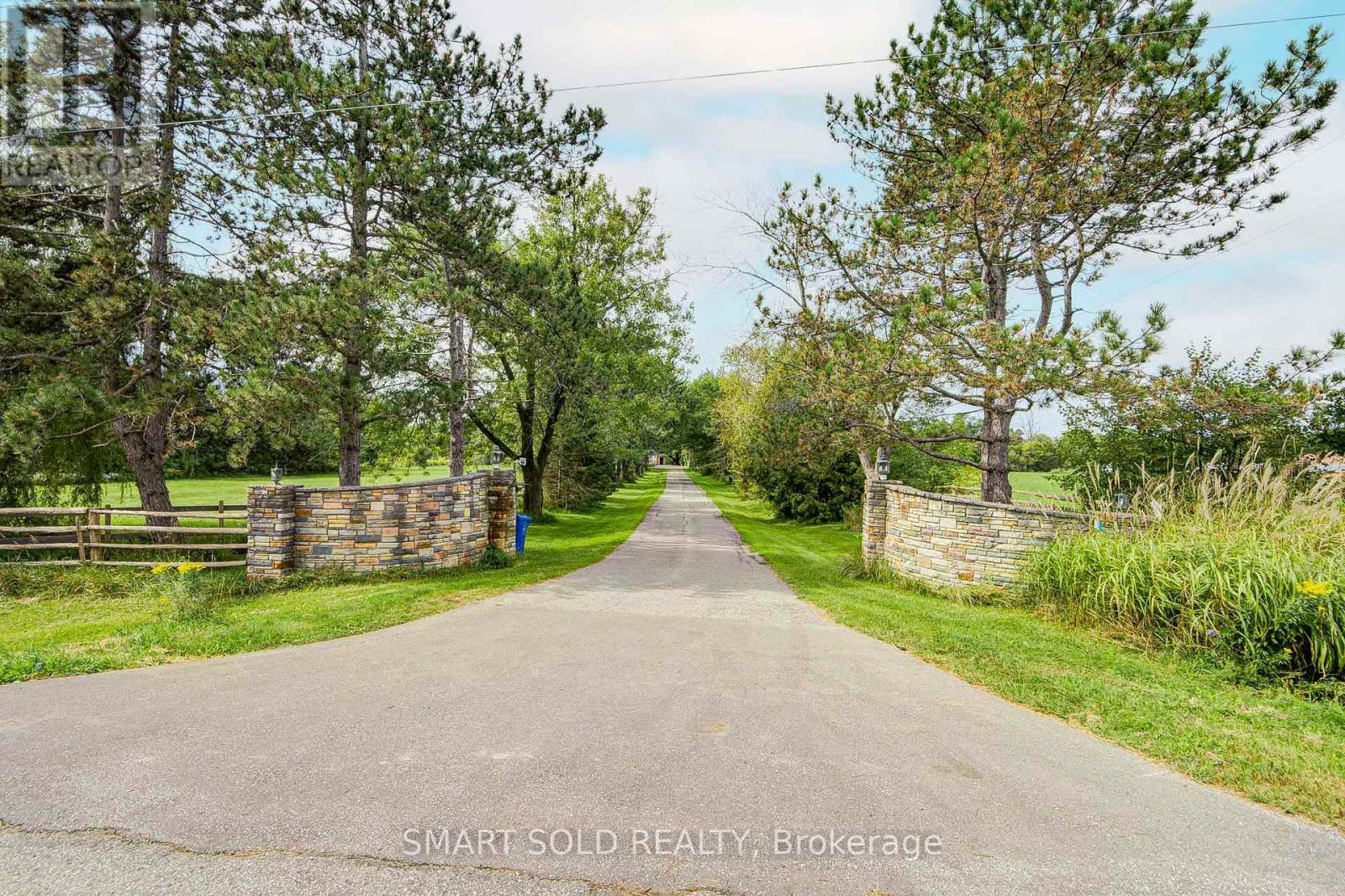 18 Kennedy Lane, Whitchurch-Stouffville, Ontario  L4A 2J5 - Photo 4 - N13797006