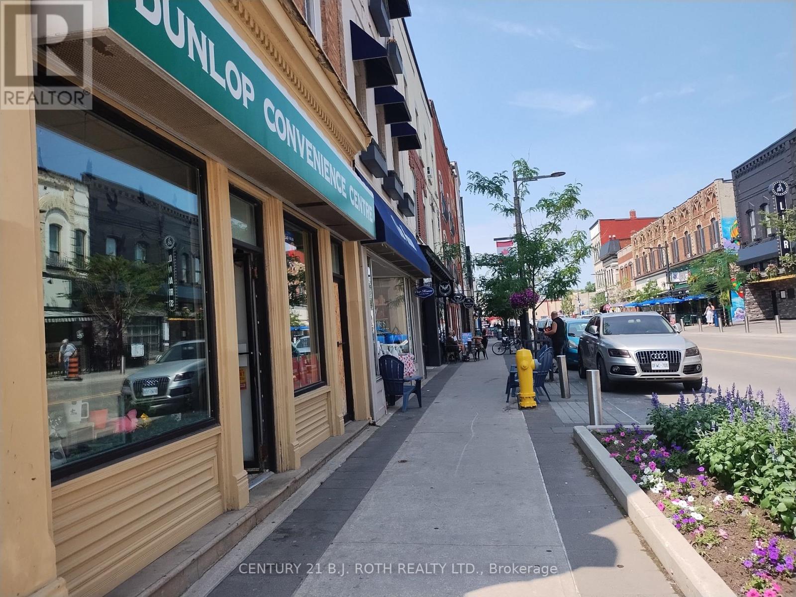 57-59 Dunlop Street E, Barrie, Ontario  L4M 1A7 - Photo 2 - S12569544