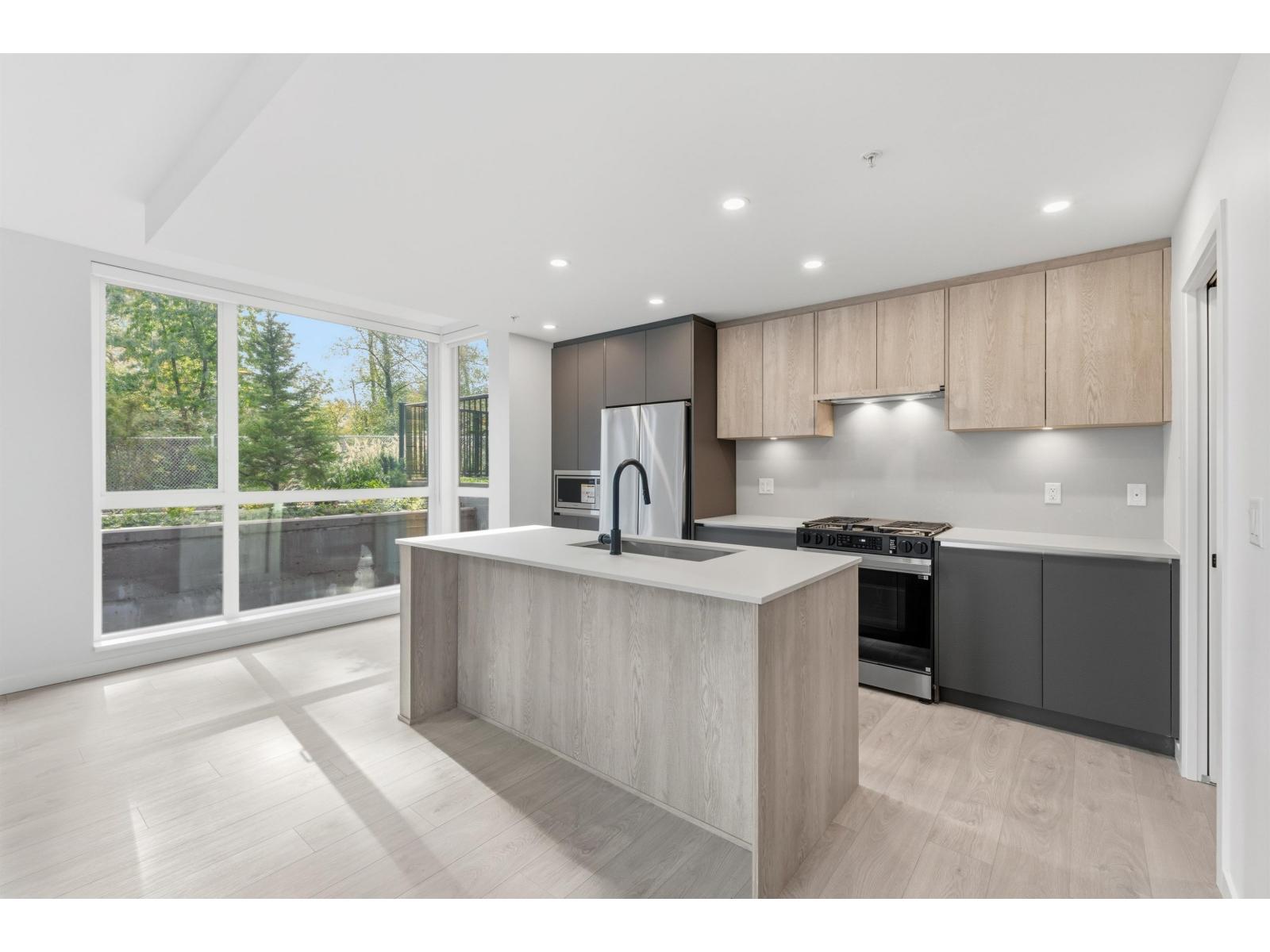 102 6585 195a Street, Surrey, British Columbia  V4N 6B5 - Photo 7 - R3165017