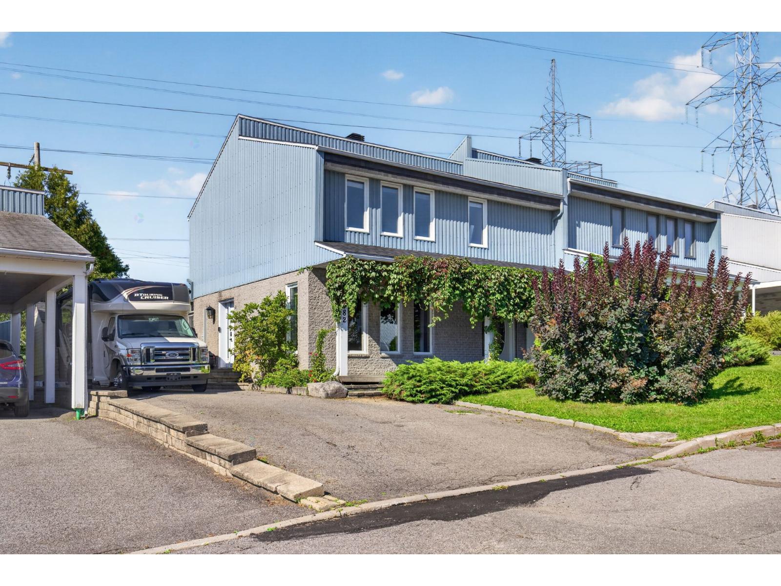 6482 Rue des Gélinottes Québec (Les Rivières) Quebec Canada G2J1B2 4