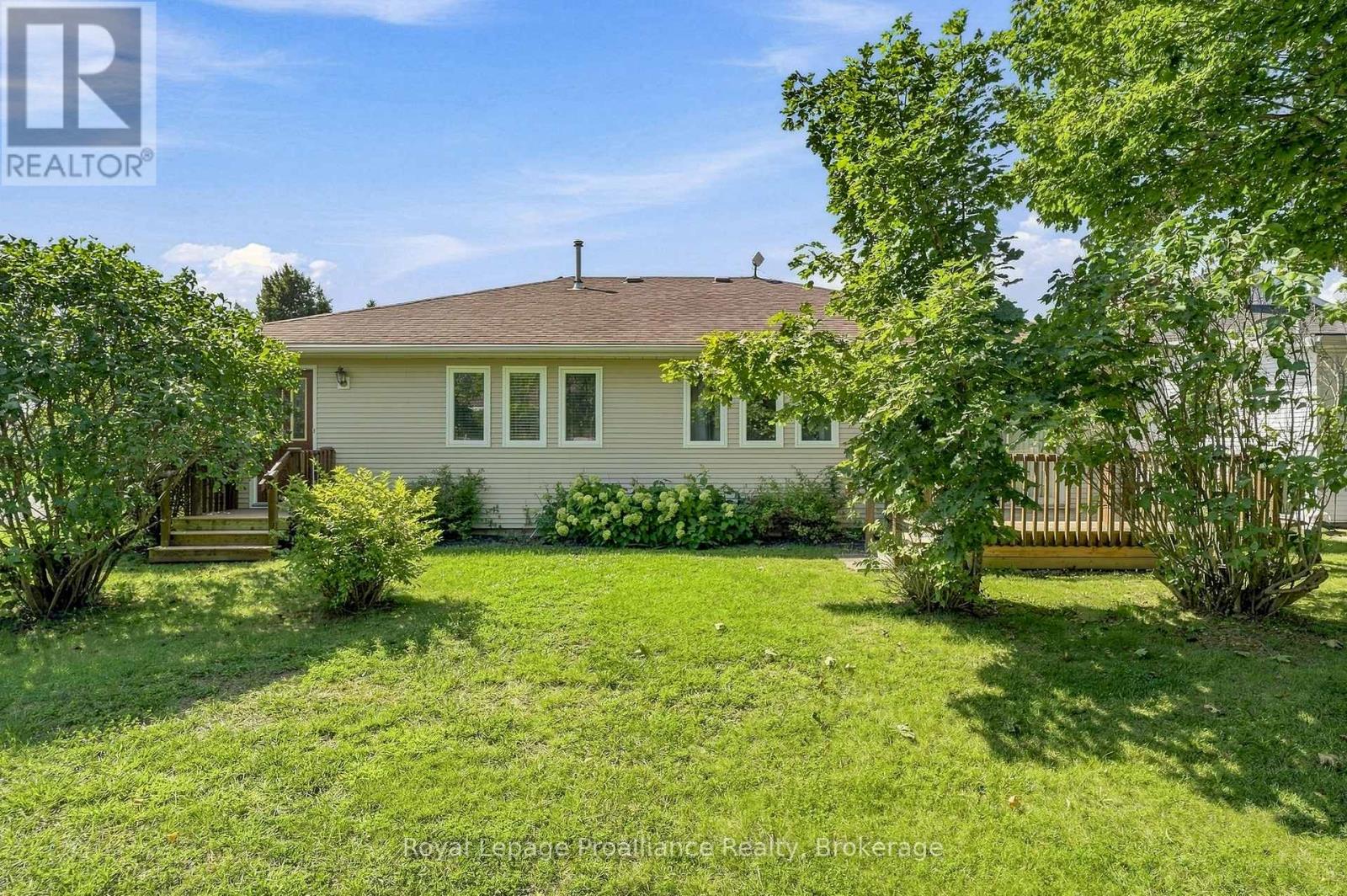 11 Monroe Court, Prince Edward County, Ontario  K0K 3L0 - Photo 17 - X13804958