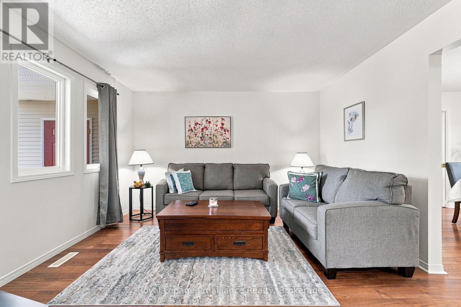 11 Monroe Court, Prince Edward County, Ontario  K0K 3L0 - Photo 4 - X13804958