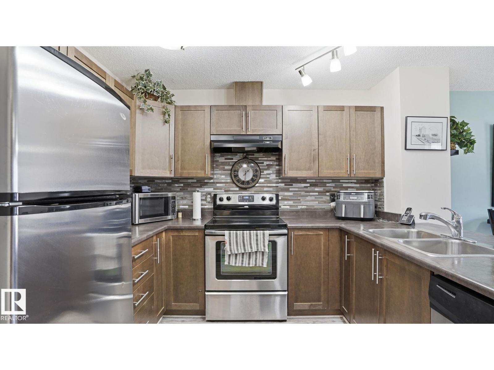 1709 64 St SW, Edmonton, Alberta  T6X 0M8 - Photo 7 - E4509475