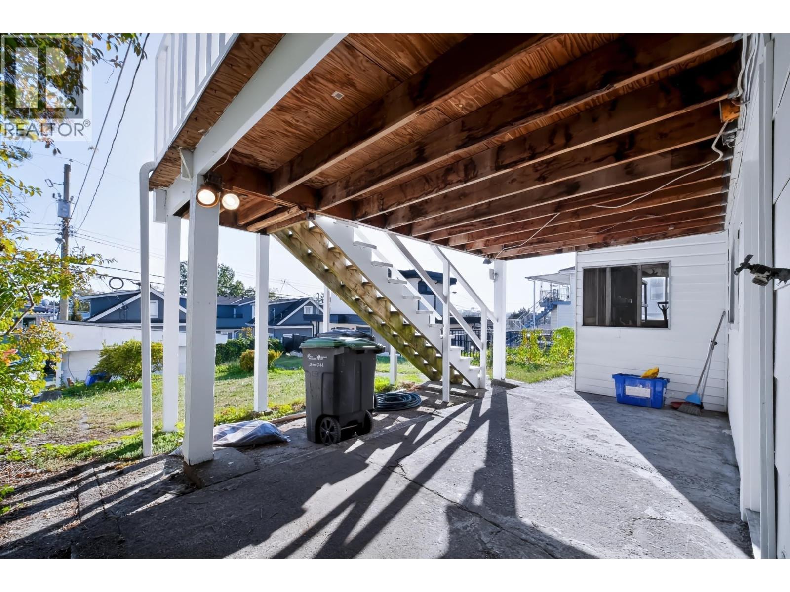 966 E 64th Avenue, Vancouver, British Columbia  V5X 2N4 - Photo 32 - R3164593