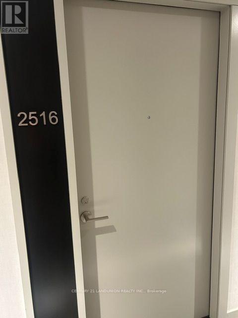 2516 - 400 King Street W, Toronto, Ontario  M5V 1K2 - Photo 3 - C13804964