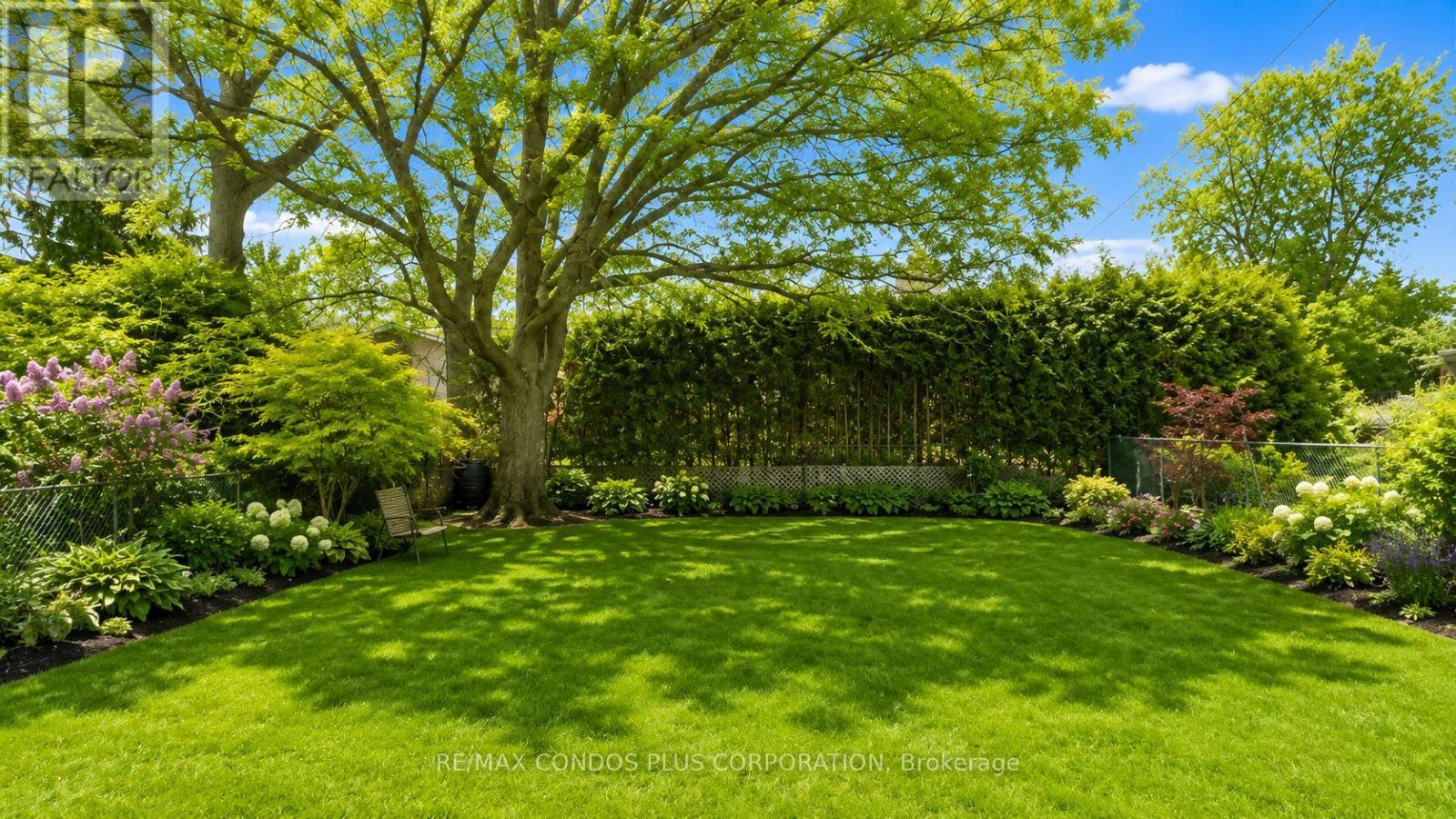 333 Pleasant Avenue, Toronto, Ontario  M2R 2R3 - Photo 39 - C13804996