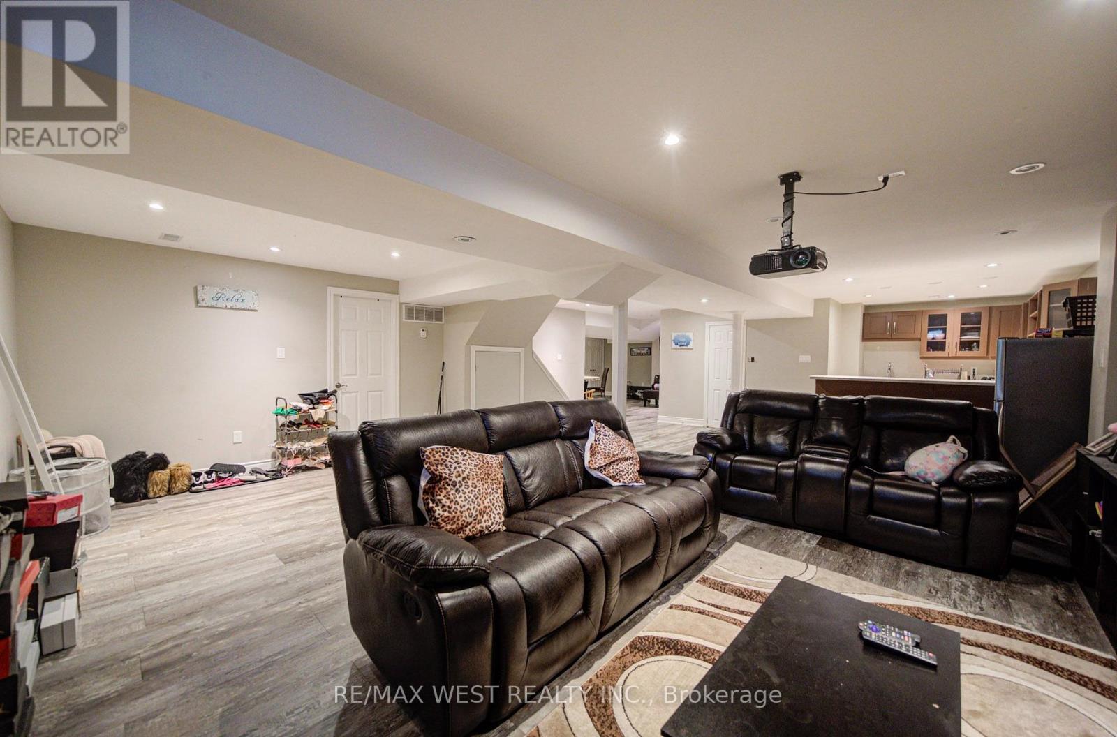 114 Robert Adams Drive, Clarington, Ontario  L1E 2C5 - Photo 47 - E13804910
