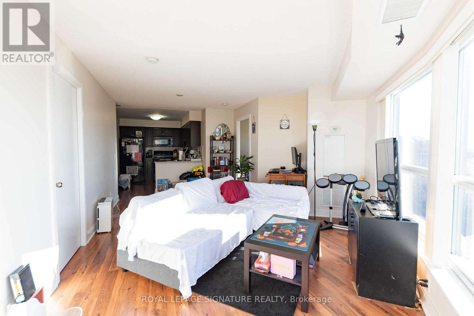 1423 - 135 Village Green Square, Toronto, Ontario M1S 0G4 - Photo 7 - E13804974