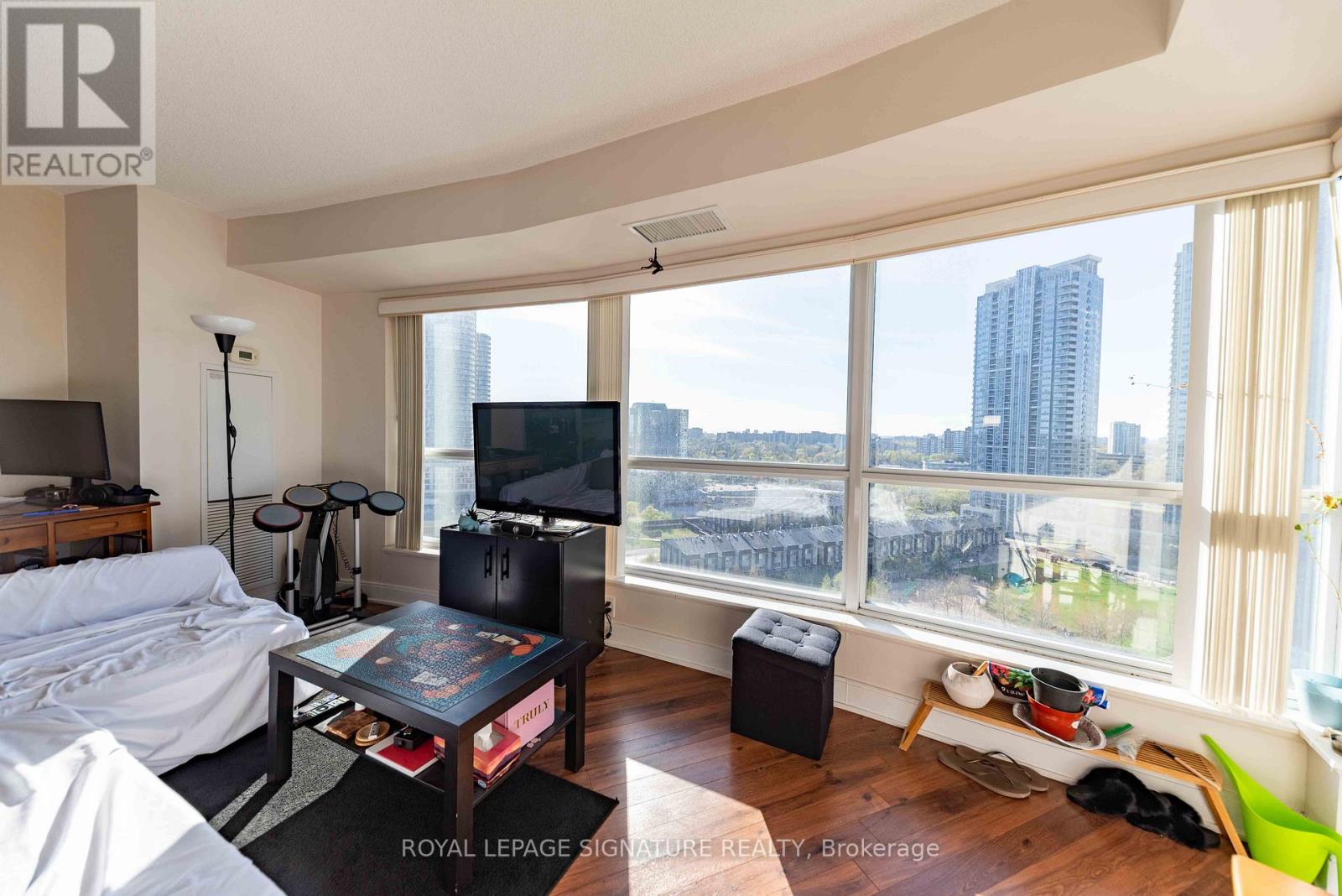 1423 - 135 Village Green Square, Toronto, Ontario M1S 0G4 - Photo 9 - E13804974